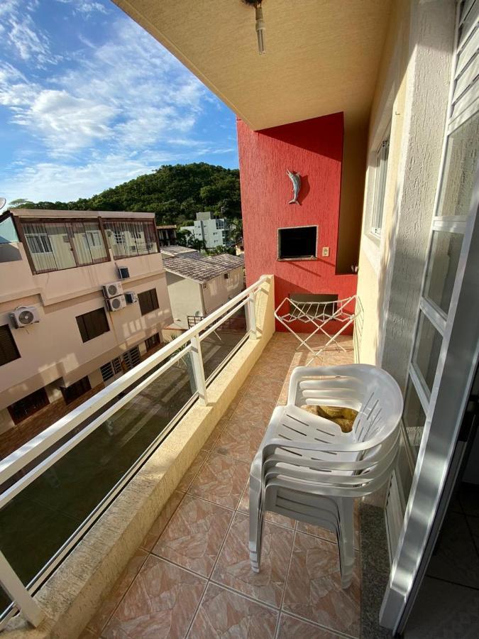 Departamentos Vale Encantado บอมบินญัส ภายนอก รูปภาพ
